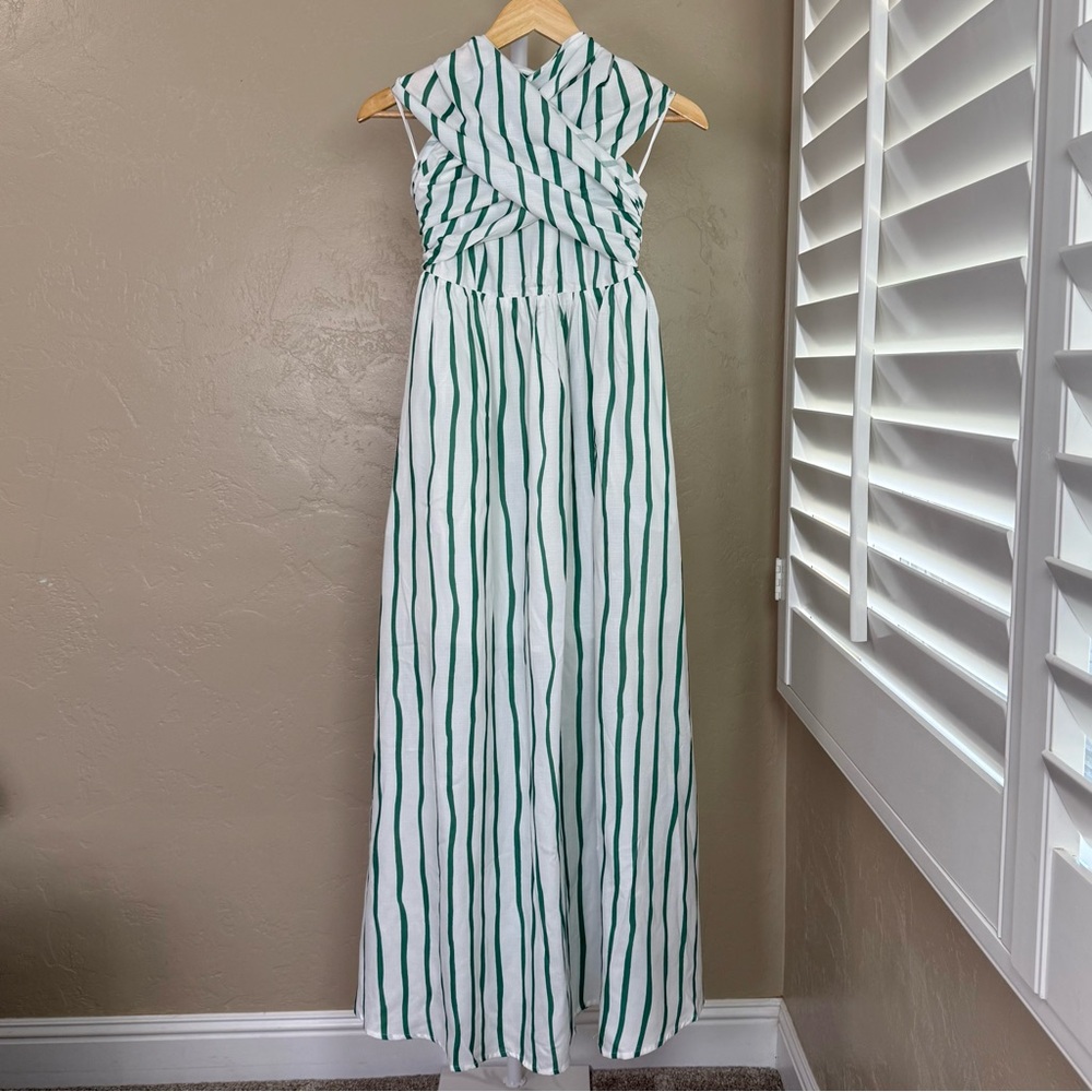 Sold - Picture 4 of 10